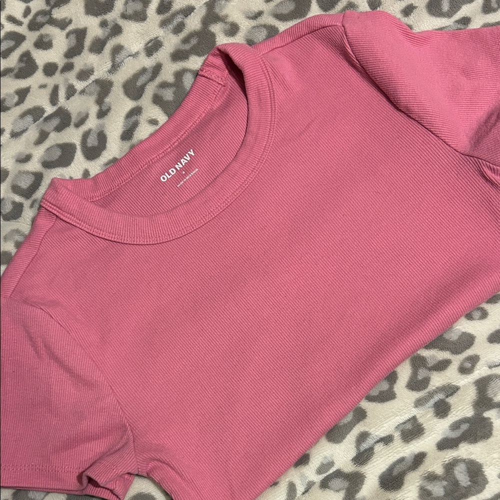 Old Navy Dusty Rose Ribbed Tee